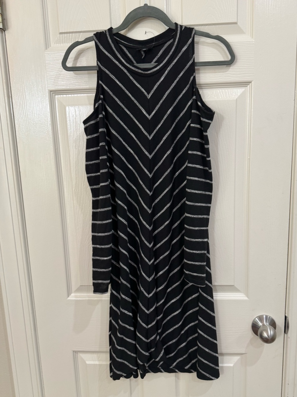a.n.a Black and Silver Striped Cold-Shoulder Knit Dress